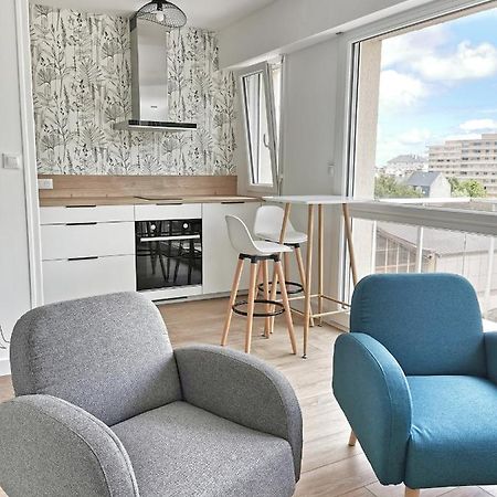 Appartement Lumineux Avec Balcon Et Parking Cherbourg-en-Cotentin Exterior photo